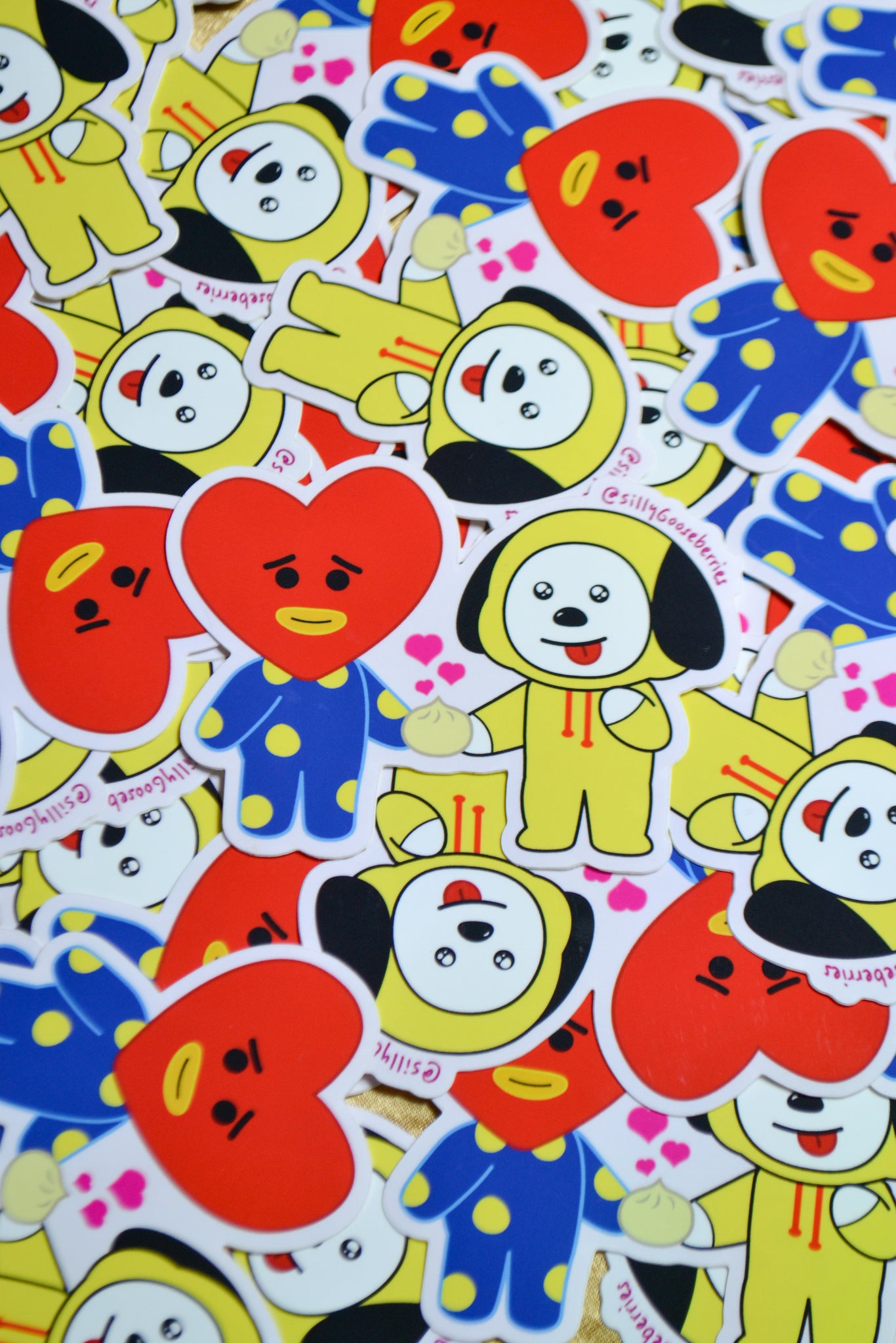 Icon Chimmy Character. A cute face cartoon. Suitable for smartphone  wallpaper, prints, poster, flyers, greeting card, ect. 11363165 Vector Art  at Vecteezy